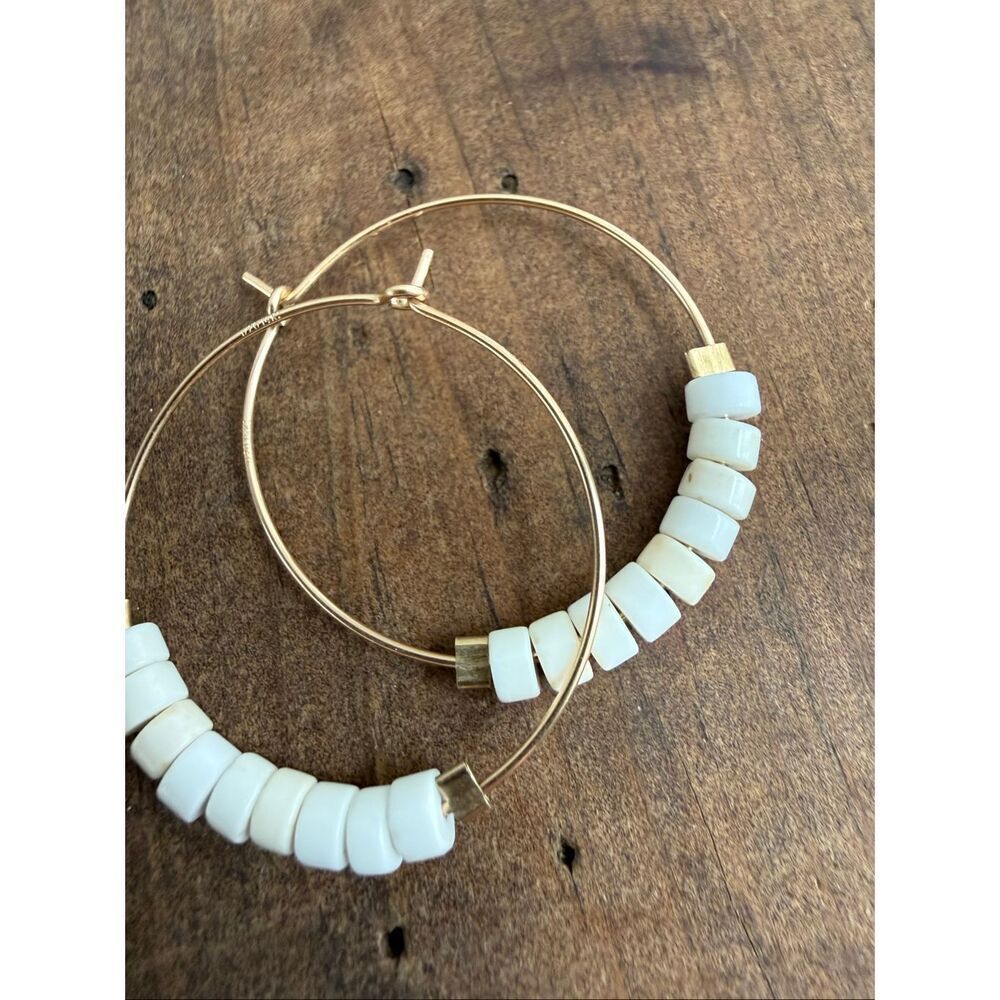 2 Pair Artisan Hoop Earrings White Green - Picture 2 of 5